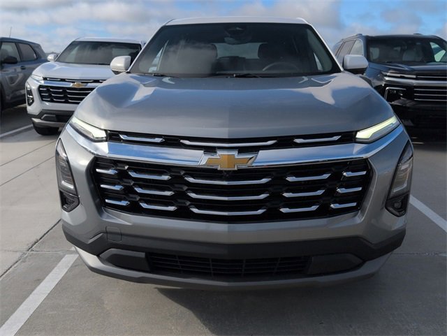 2026 Chevrolet Equinox LT photo 3
