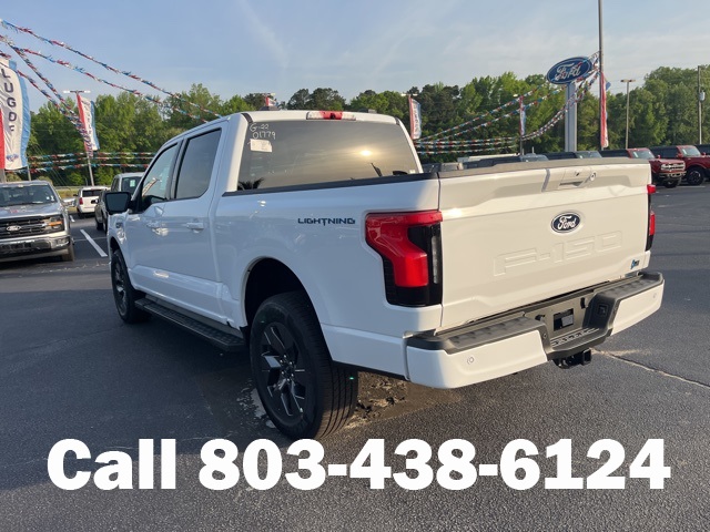 2025 Ford F-150 Lightning photo 3