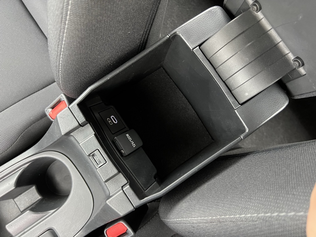 2023 Toyota Corolla LE photo 20