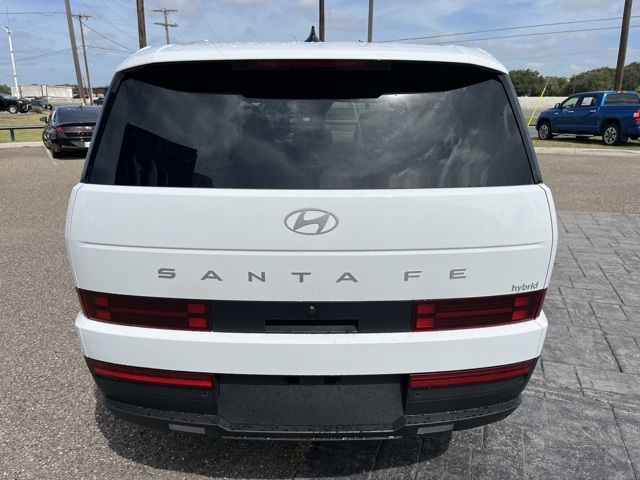 2026 Hyundai Santa Fe SE photo 4