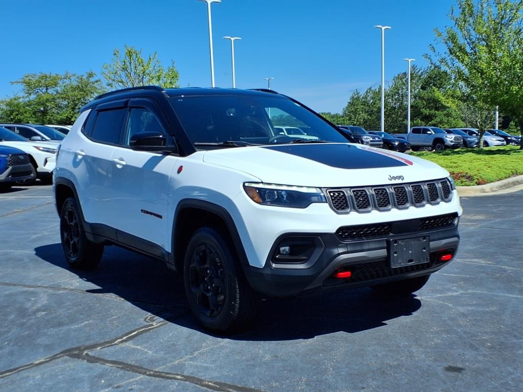 2023 Jeep Compass Trailhawk photo 4