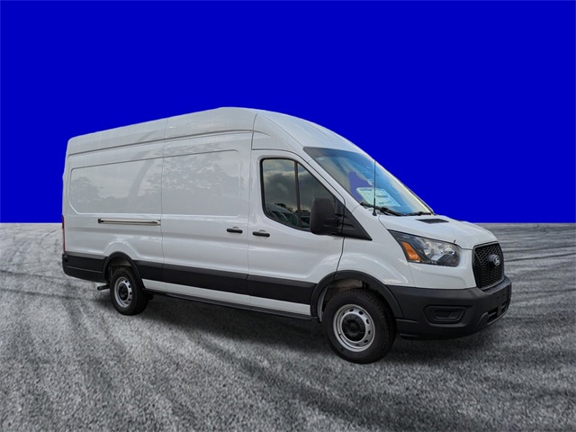 2026 Ford Transit Cargo photo 2
