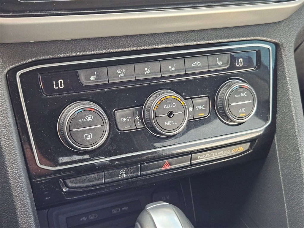 2023 Volkswagen Atlas V6 SEL photo 22