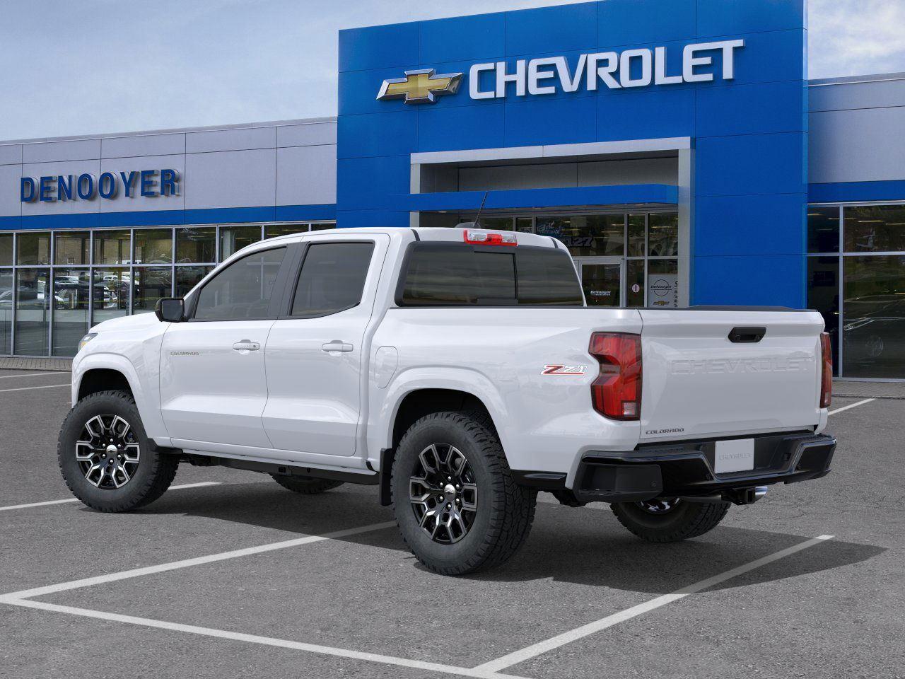 2024 Chevrolet Colorado Z71 photo 3