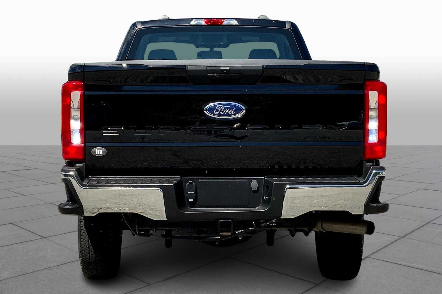 2021 Ford F-250 XL photo 4