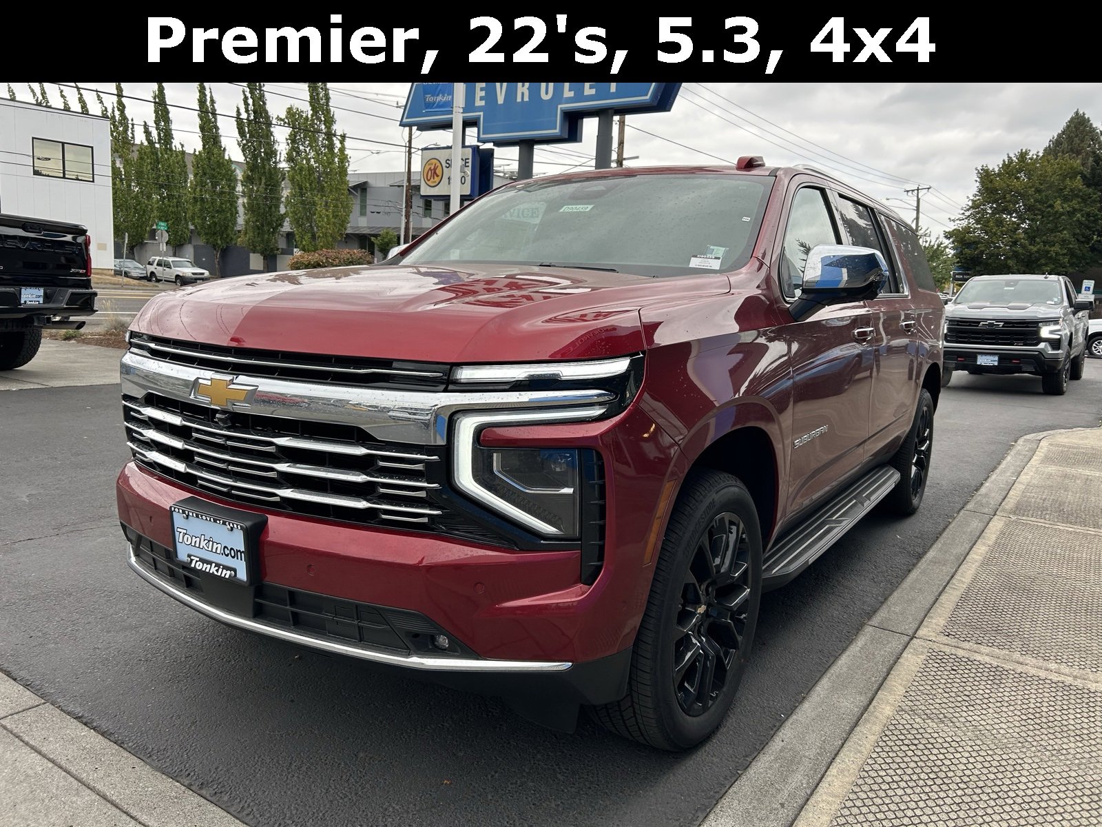 2025 Chevrolet Suburban Premier photo 3
