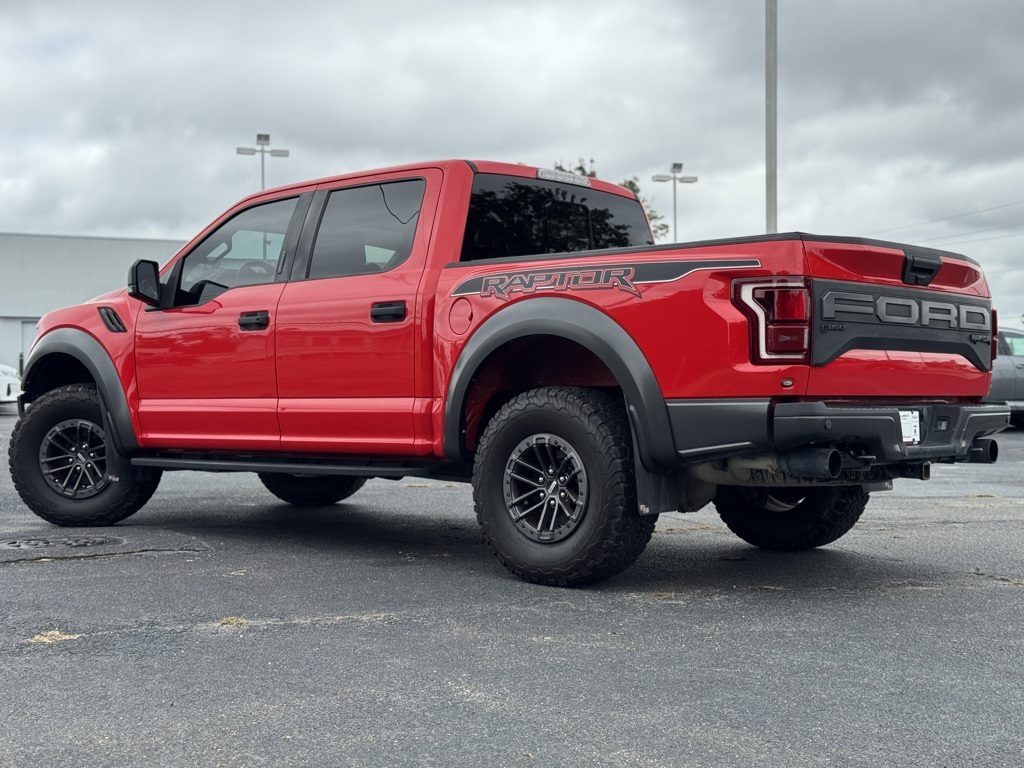 2020 Ford F-150 Raptor photo 2