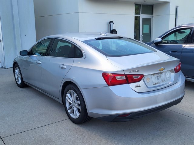 2018 Chevrolet Malibu 1LT photo 3