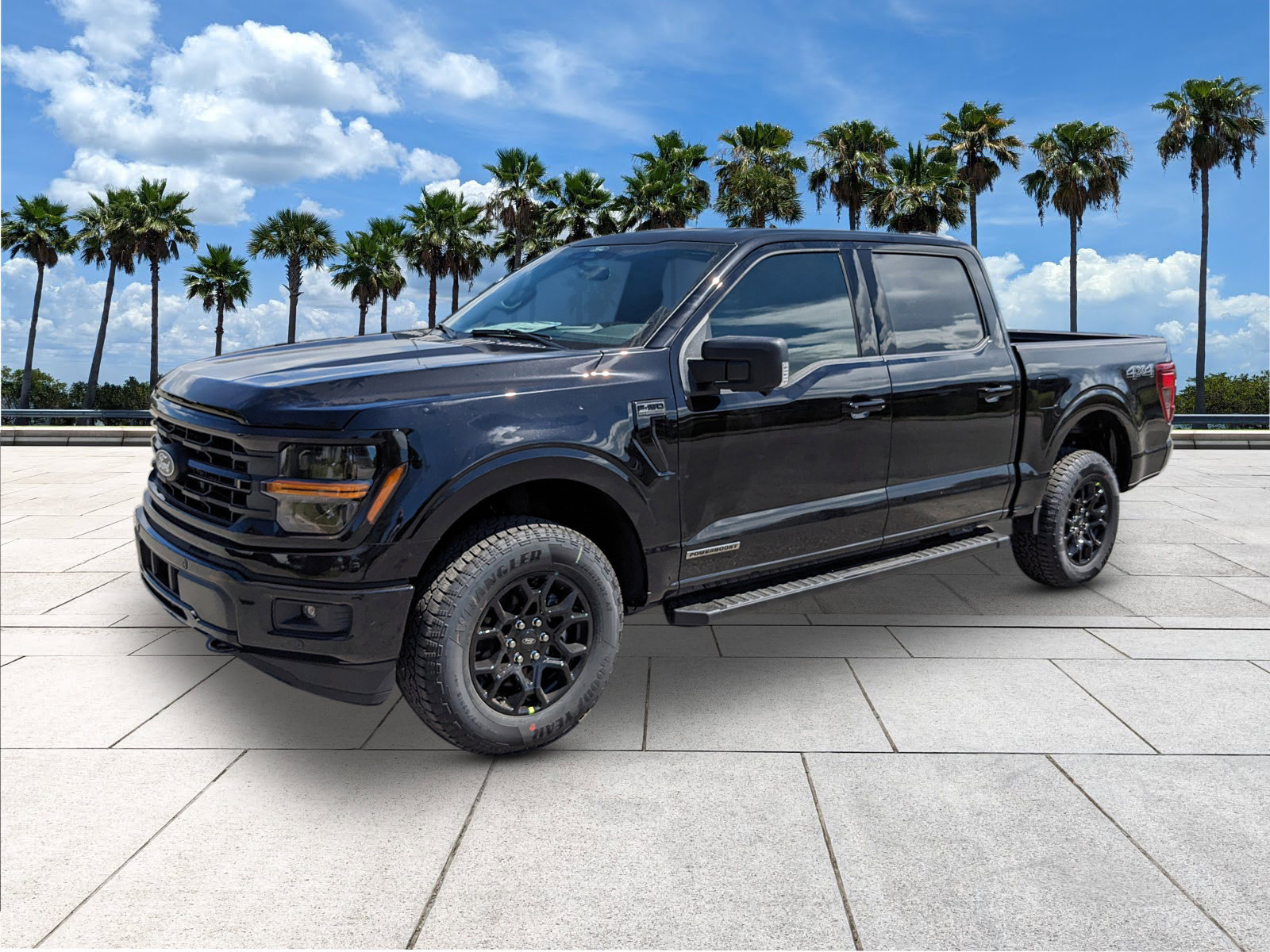 2025 Ford F-150 XLT photo 4
