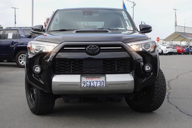 2023 Toyota 4Runner TRD Off-Road Premium photo 2