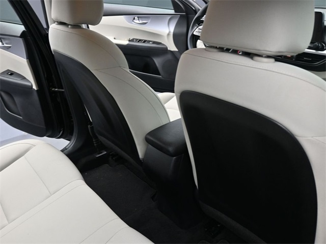 2023 Kia Forte LXS photo 22