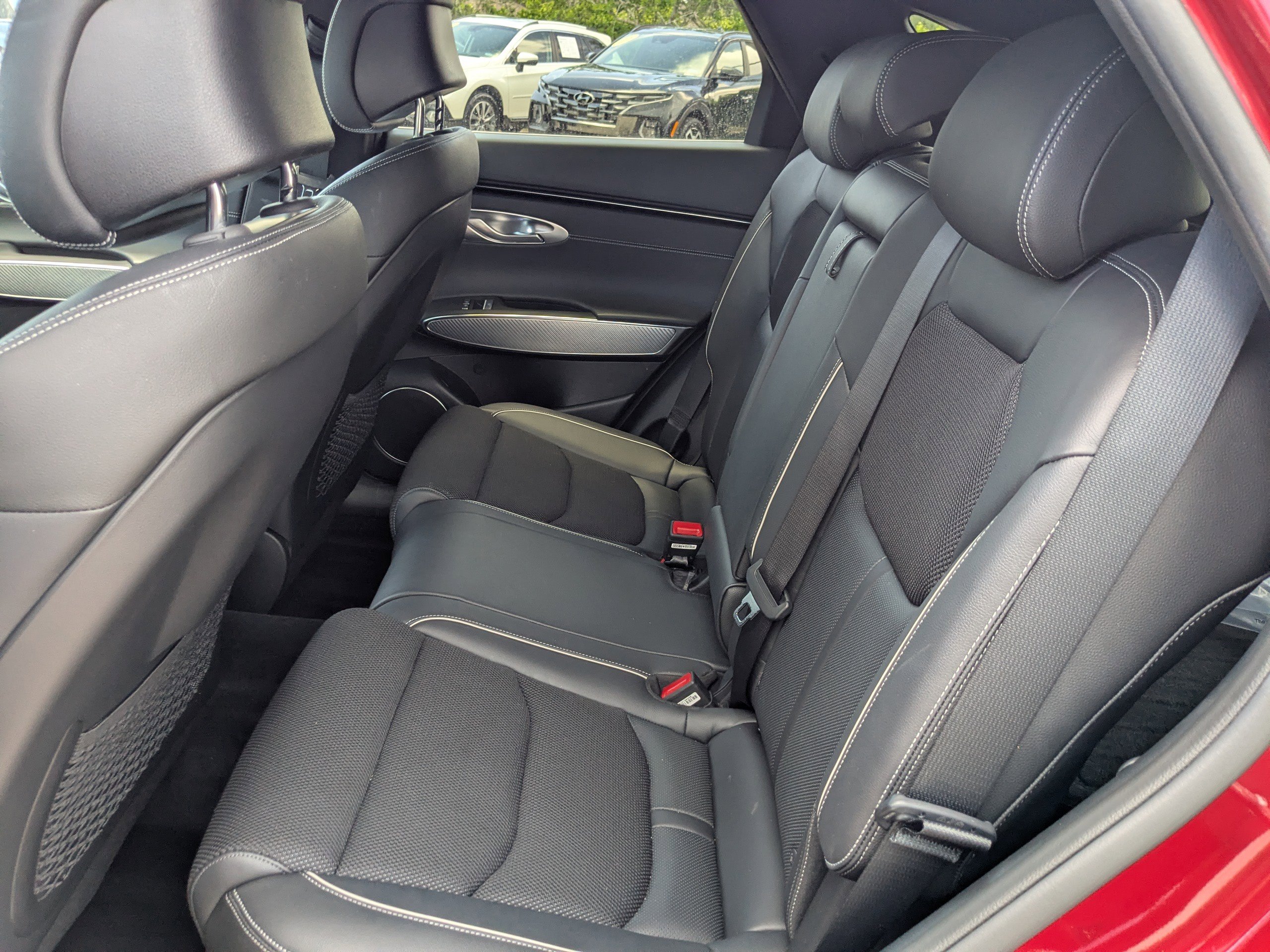 2024 Genesis GV70 3.5T Sport photo 16