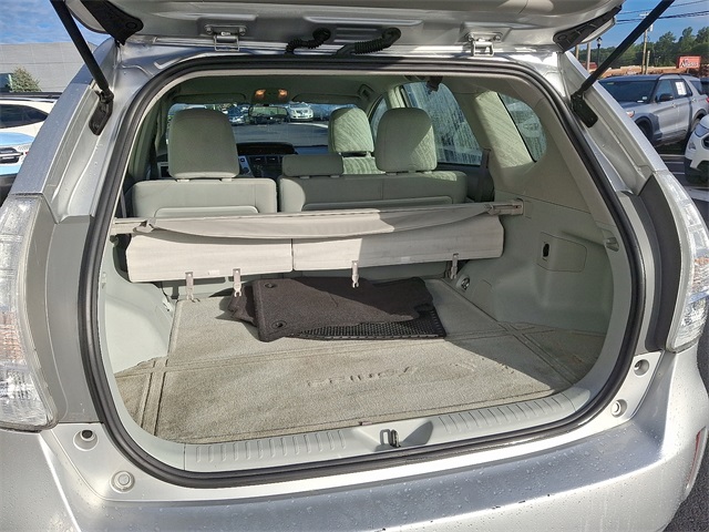 2012 Toyota Prius V Three photo 27