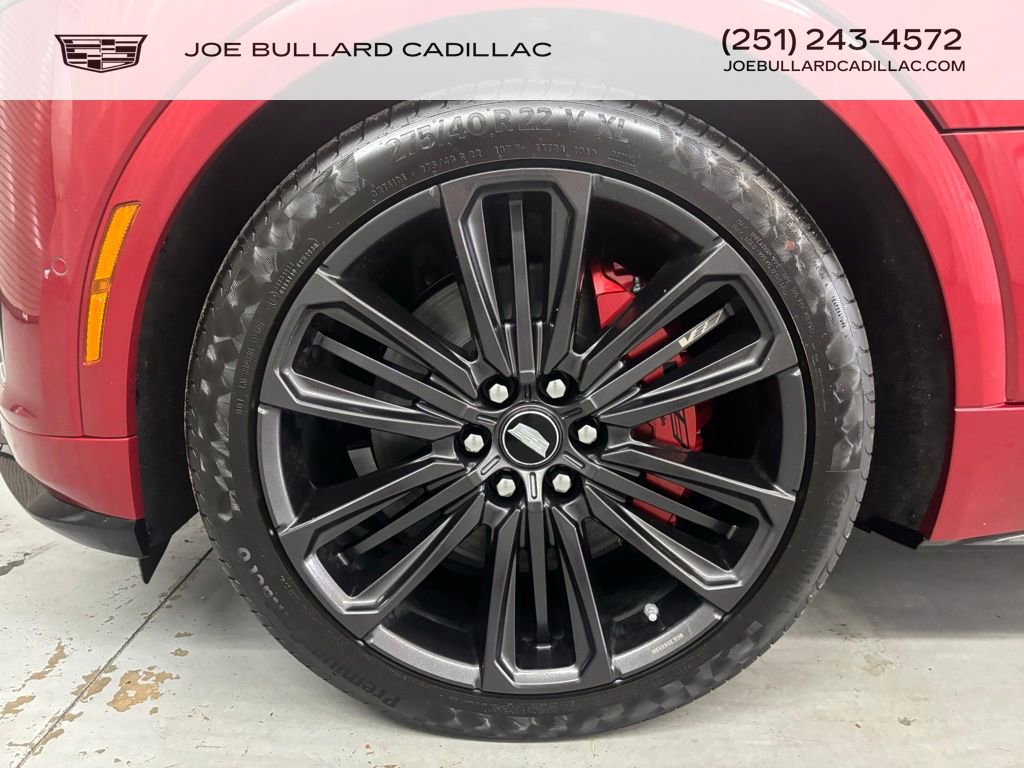 2026 Cadillac Lyriq photo 14