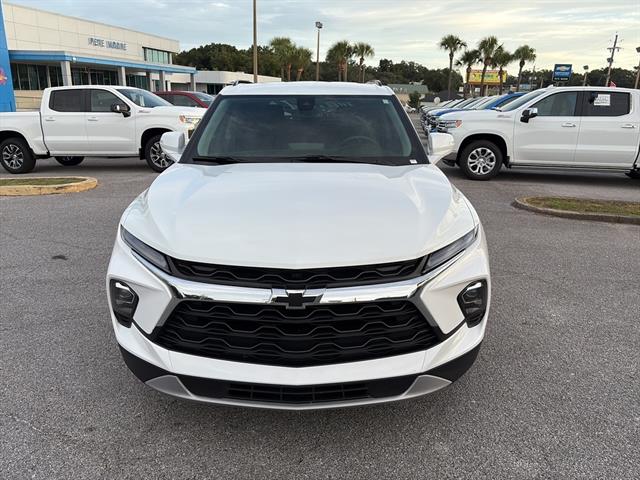2023 Chevrolet Blazer 3LT photo 2