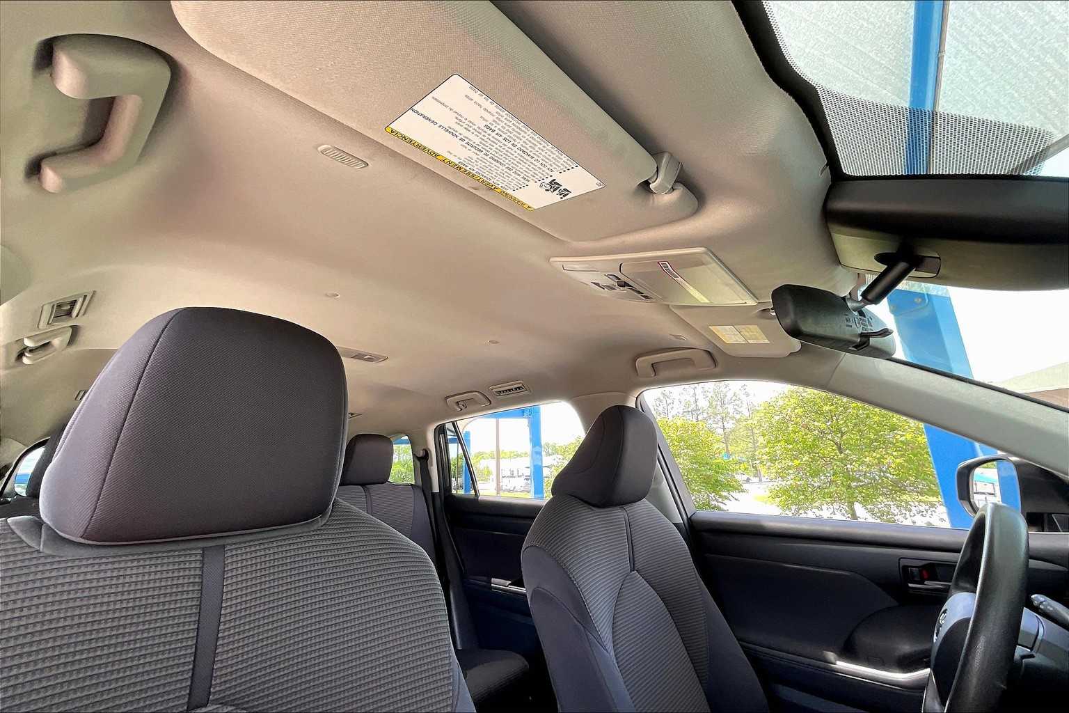 2023 Toyota Highlander L photo 35