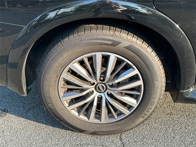 2023 Nissan Armada SL photo 17