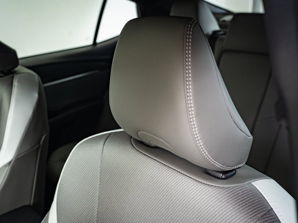 2025 Toyota Camry SE photo 18