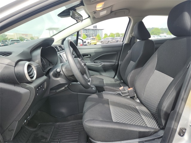 2024 Nissan Versa 1.6 S photo 9
