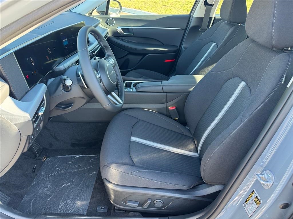 2026 Hyundai Sonata SEL Sport photo 4