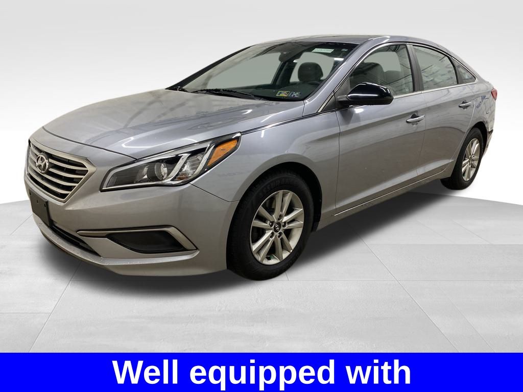 2016 Hyundai Sonata Base photo 3