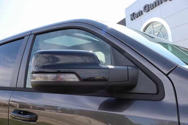 2026 Ram 1500 Laramie Night Edition photo 2