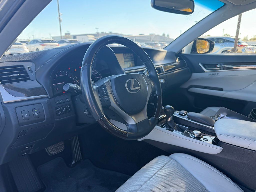 2013 Lexus GS 350 photo 2