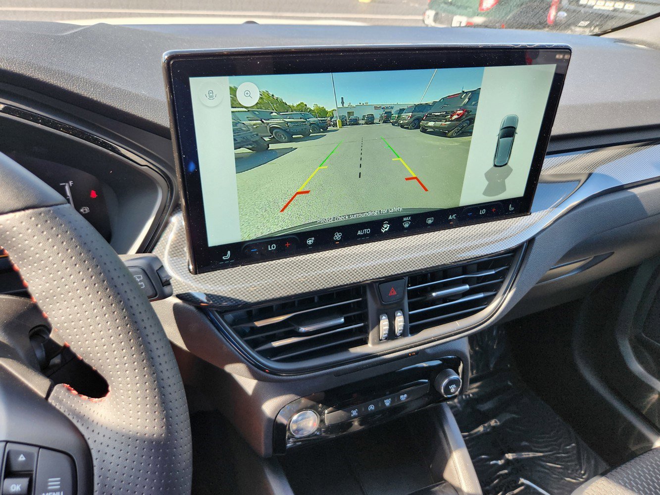 2025 Ford Escape ST-Line photo 9