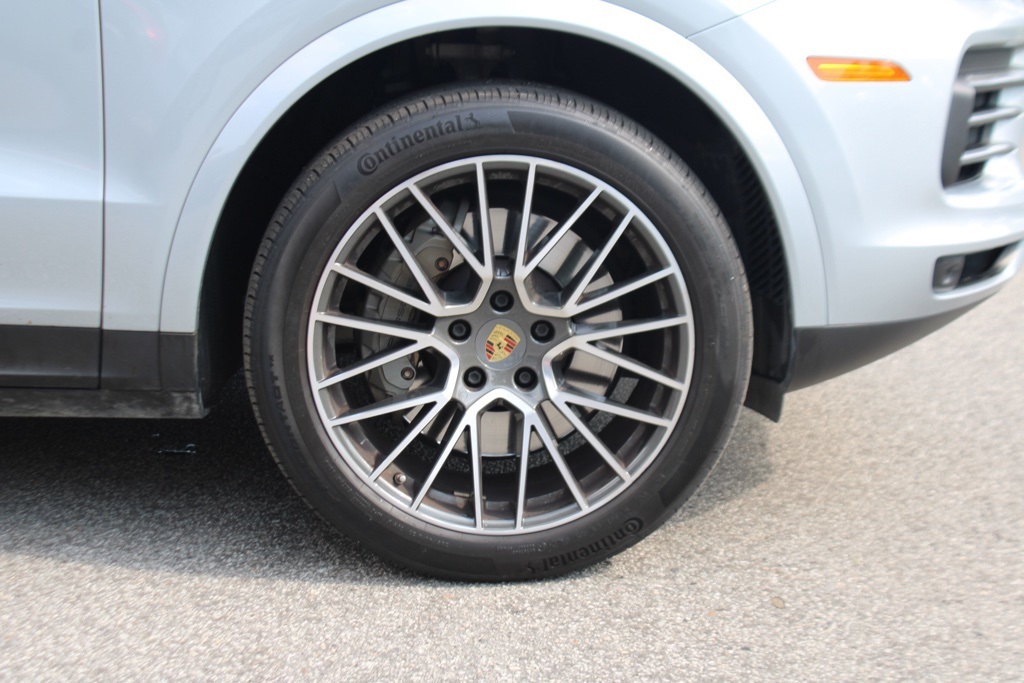 2021 Porsche Cayenne S photo 15