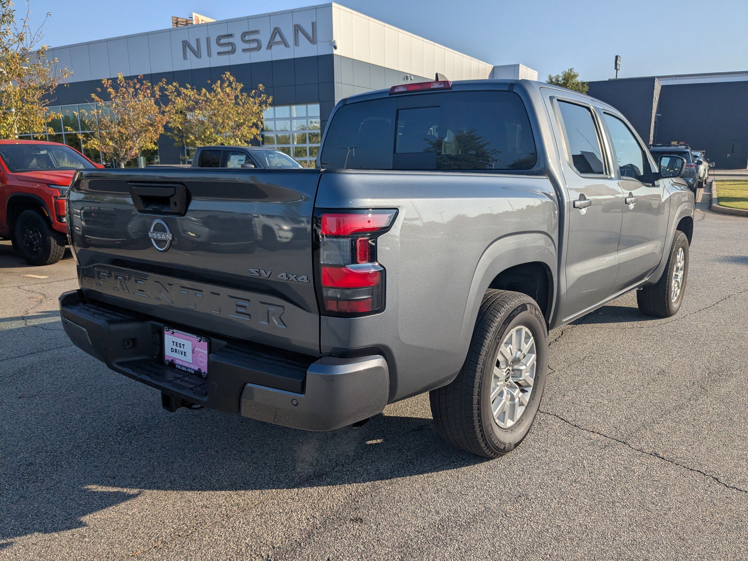 2024 Nissan Frontier SV photo 3