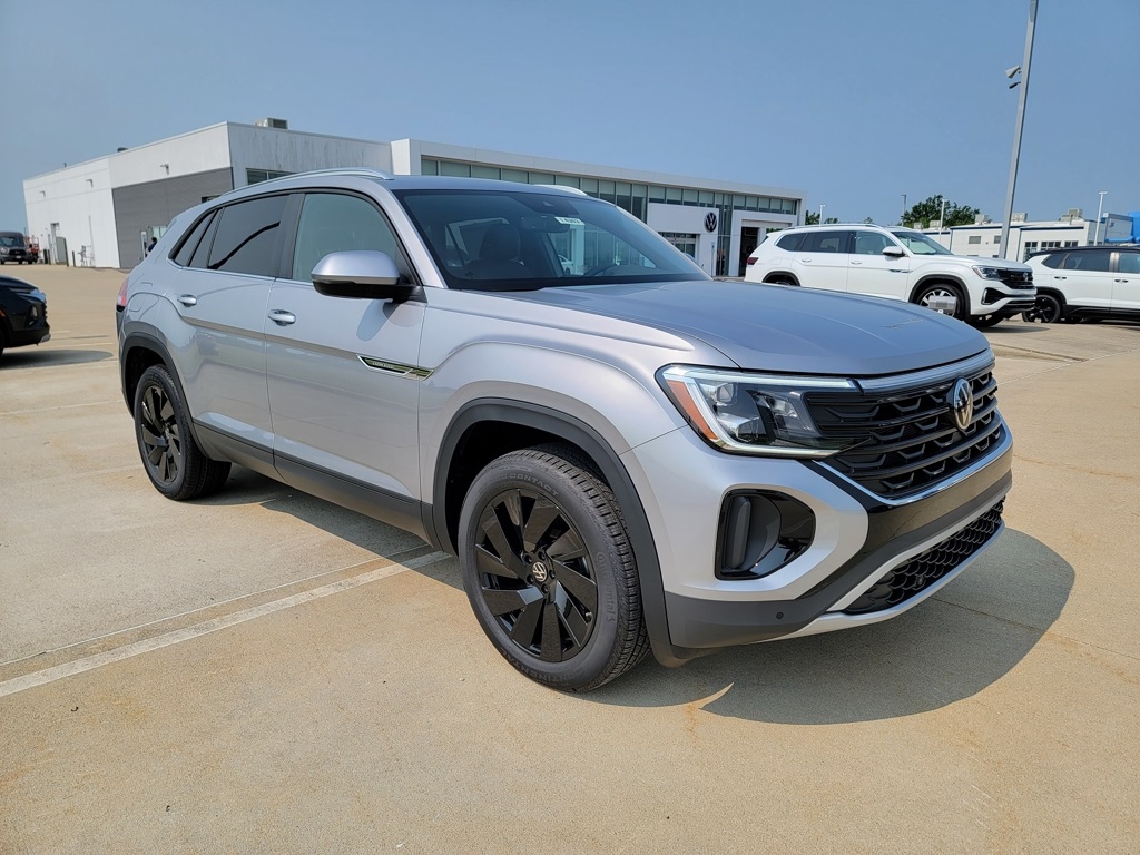 2025 Volkswagen Atlas Cross Sport SE w/Tech's photo