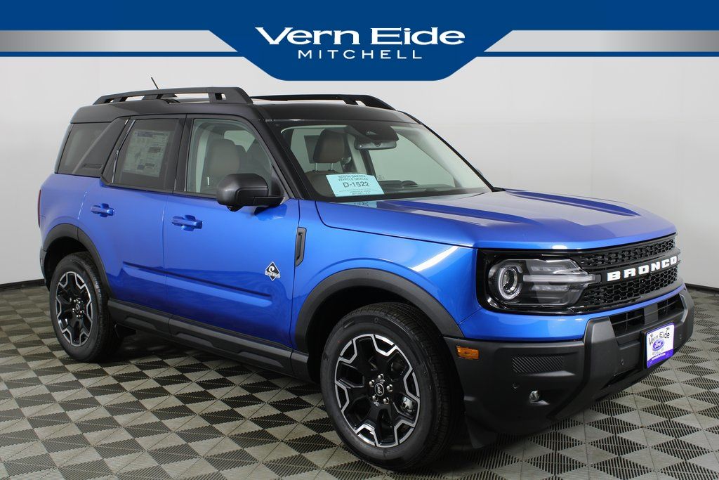 2025 Ford Bronco Sport Outer Banks's photo