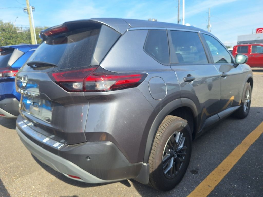 2023 Nissan Rogue S photo 4