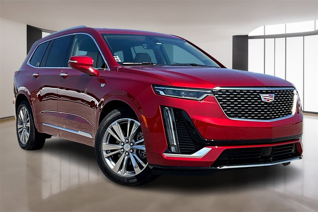 2025 Cadillac XT6 Premium Luxury photo 2