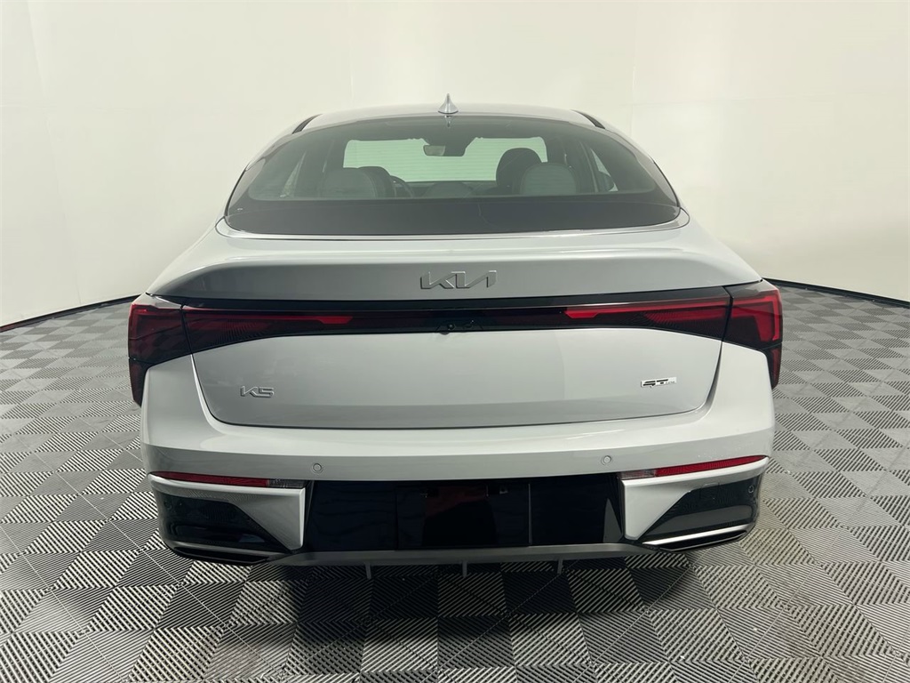 2026 Kia K5 GT-Line photo 4