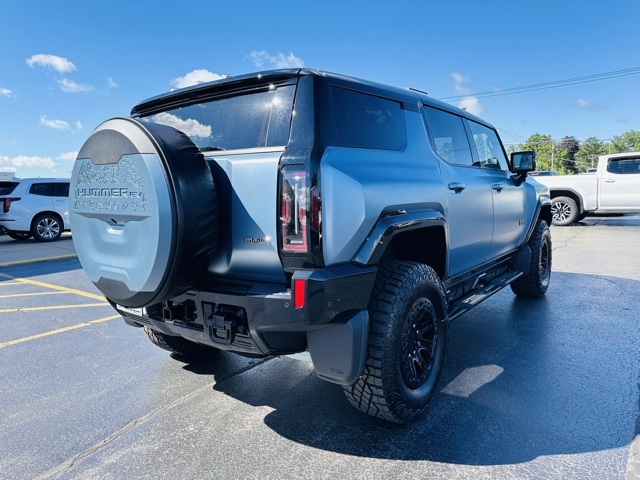 2024 Gmc Hummer EV SUV photo 3