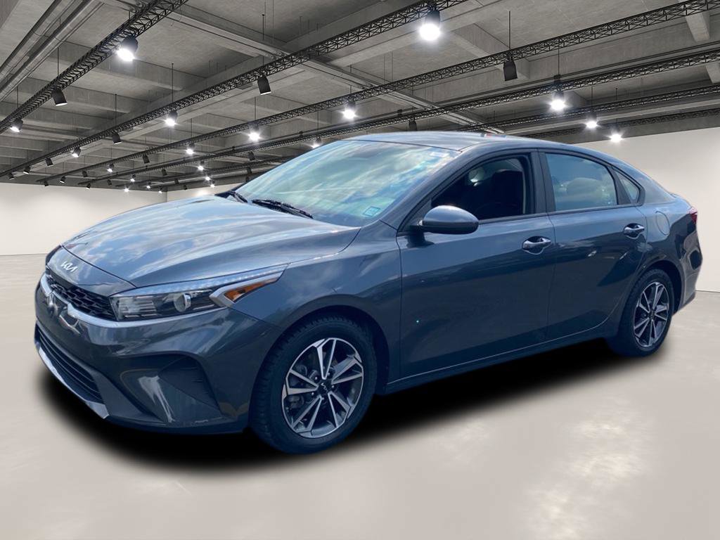 2022 Kia Forte LXS photo 3
