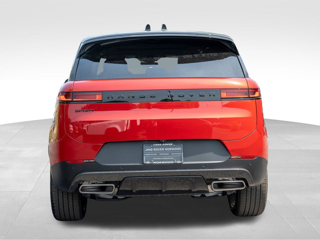2025 Land Rover Range Rover Sport SE photo 4