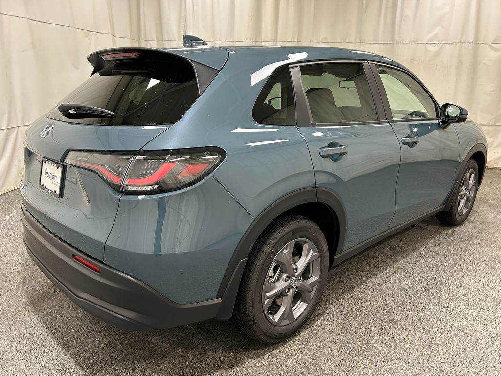 2026 Honda HR-V LX photo 6