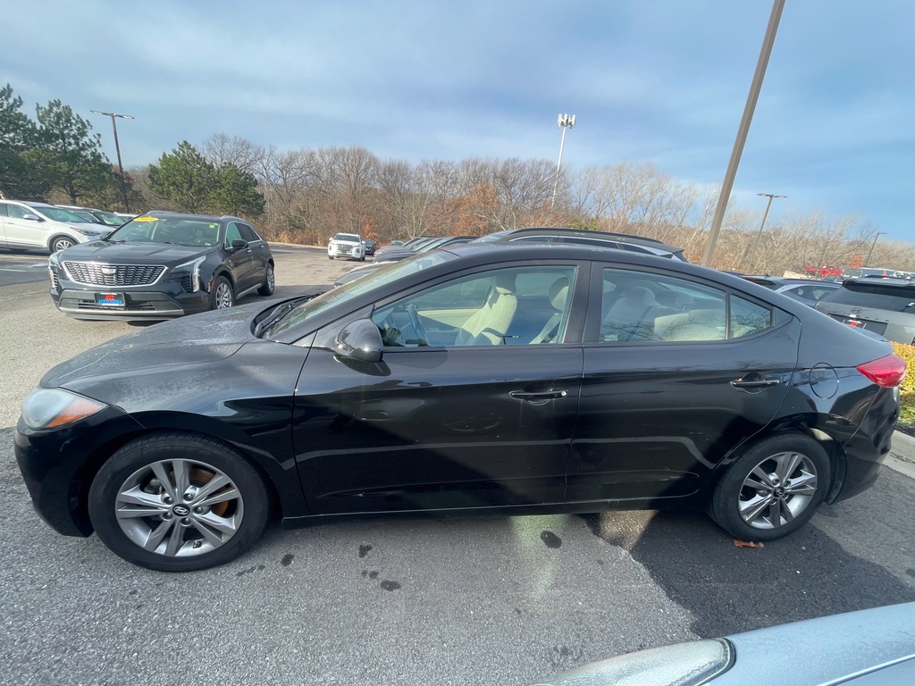 Used 2017 Hyundai Elantra Value Edition with VIN KMHD84LF8HU237174 for sale in Kansas City