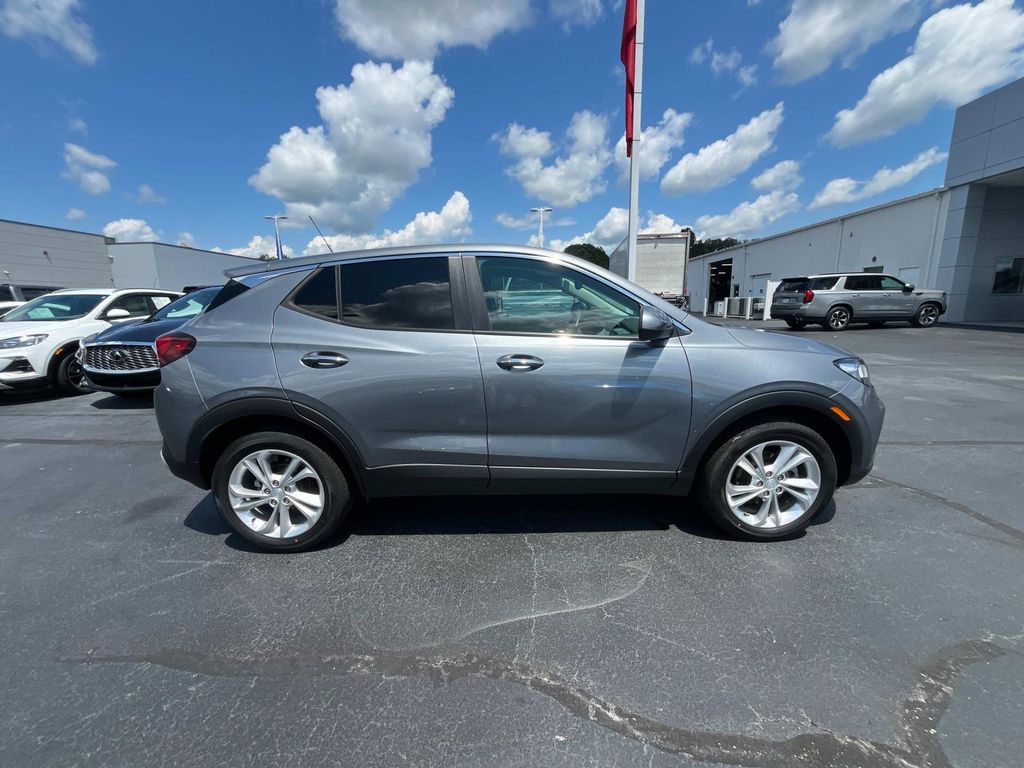 2022 Buick Encore GX Preferred photo 5