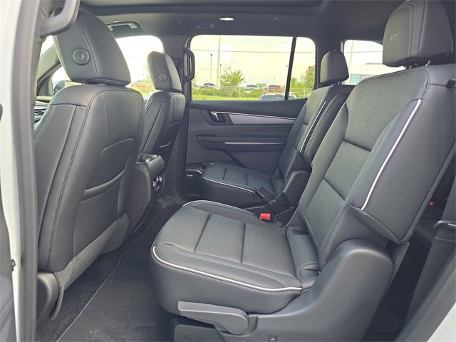 2026 Buick Enclave Sport Touring photo 13