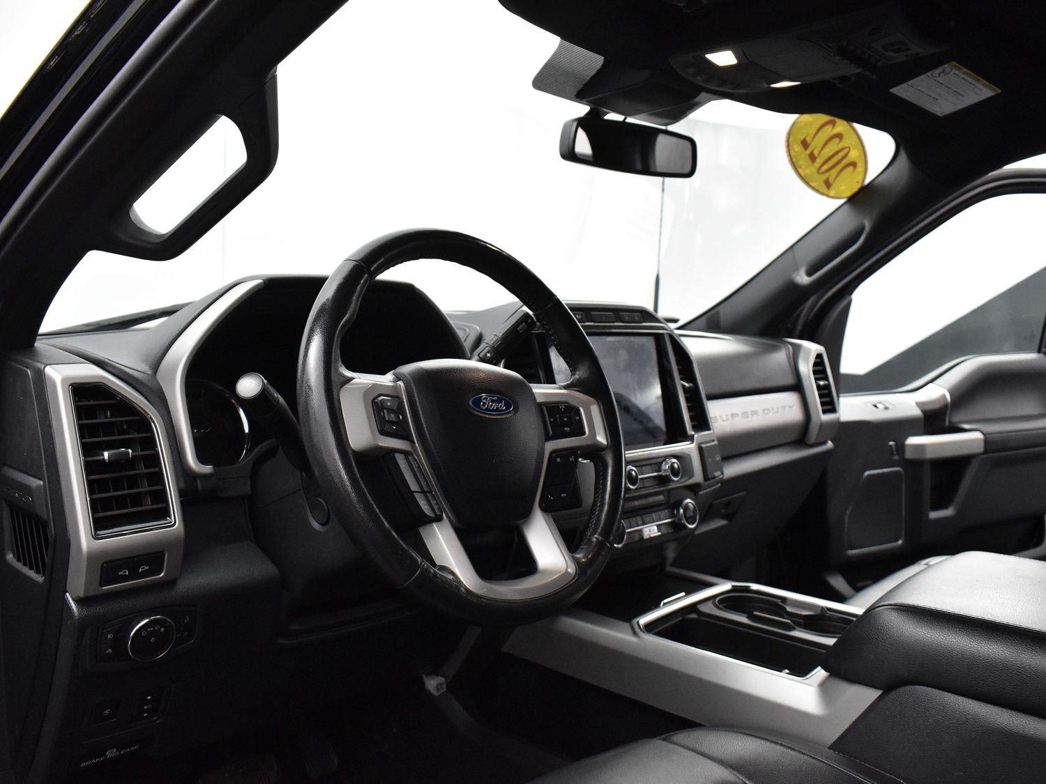 2022 Ford F-450 Lariat photo 15