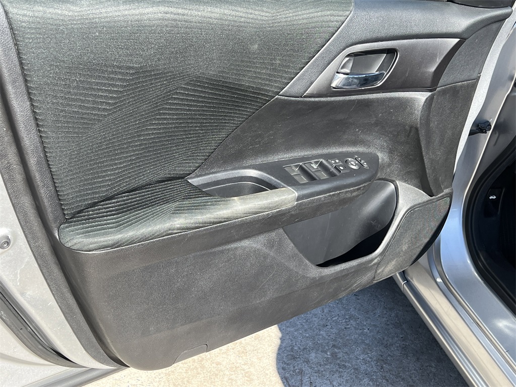 2014 Honda Accord LX photo 7