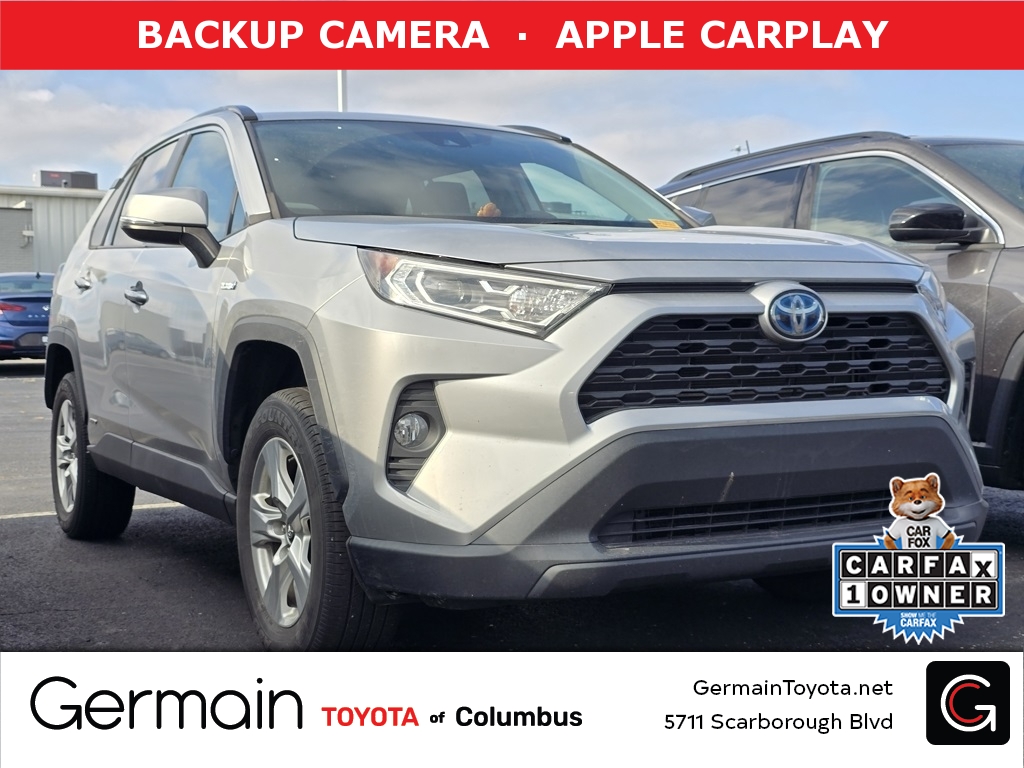 2021 Toyota RAV4 XLE's photo