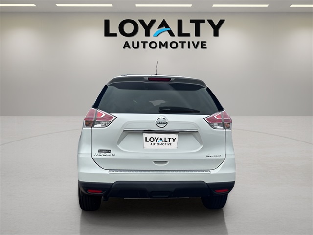 2015 Nissan Rogue SL photo 4