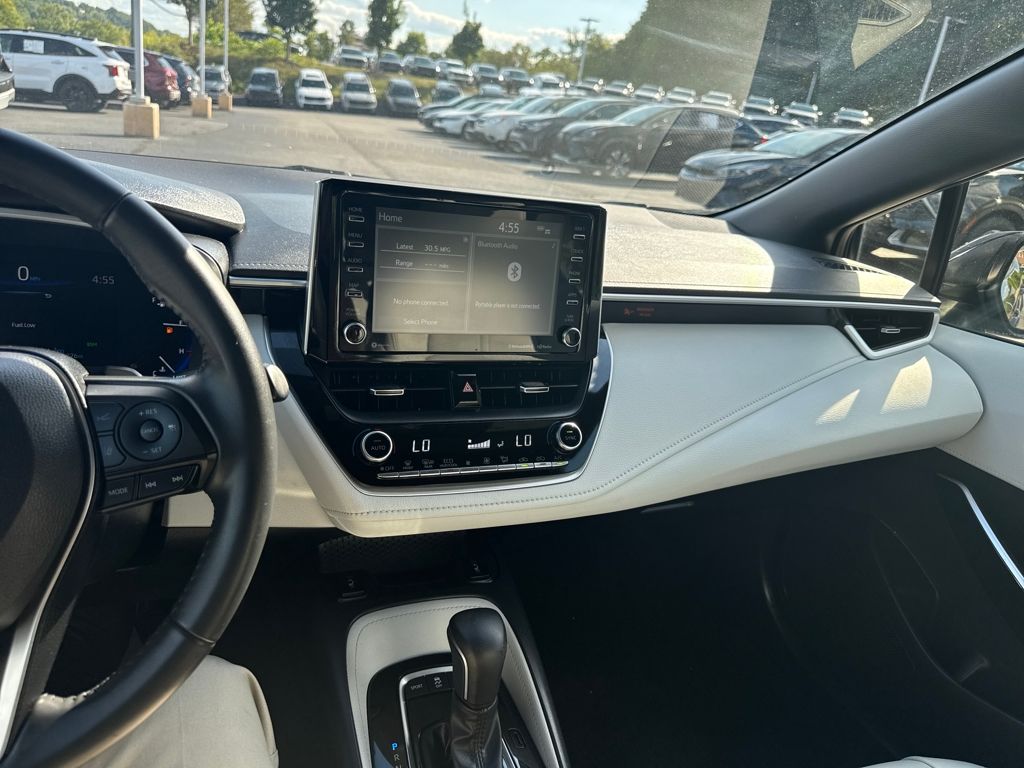2022 Toyota Corolla XSE photo 5
