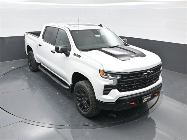 2026 Chevrolet Silverado LT's photo