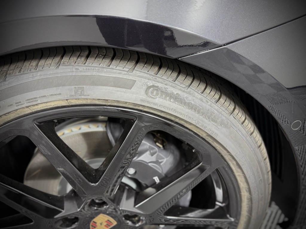 2025 Porsche Panamera 4 photo 20