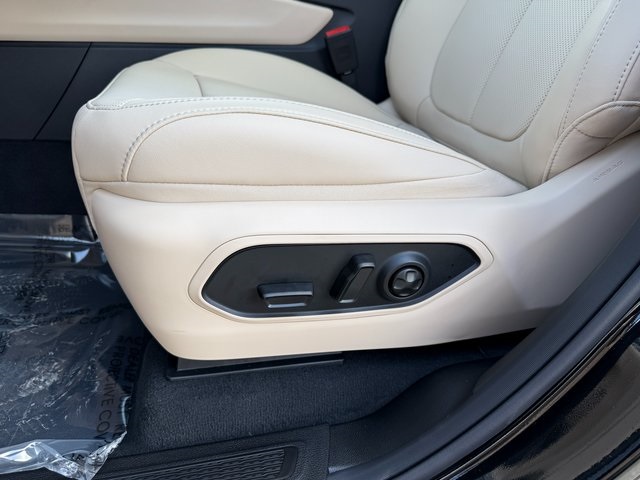 2025 Jeep Grand Cherokee Limited photo 31